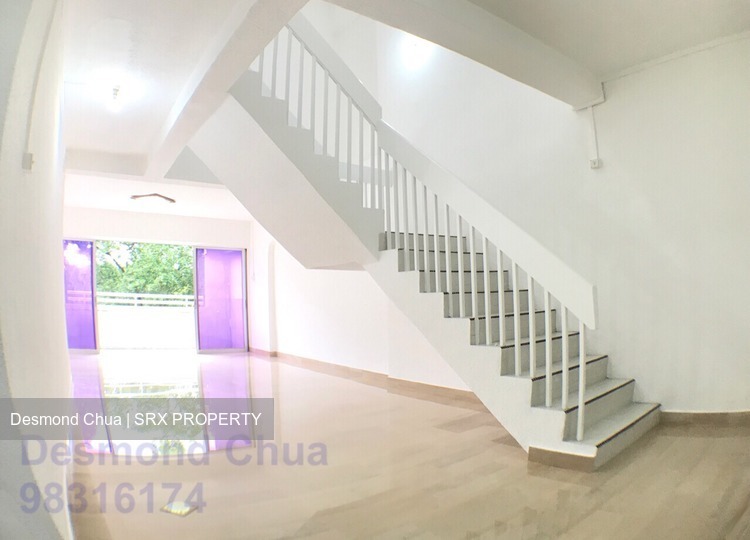 Jurong West Street 42 thumbnail photo